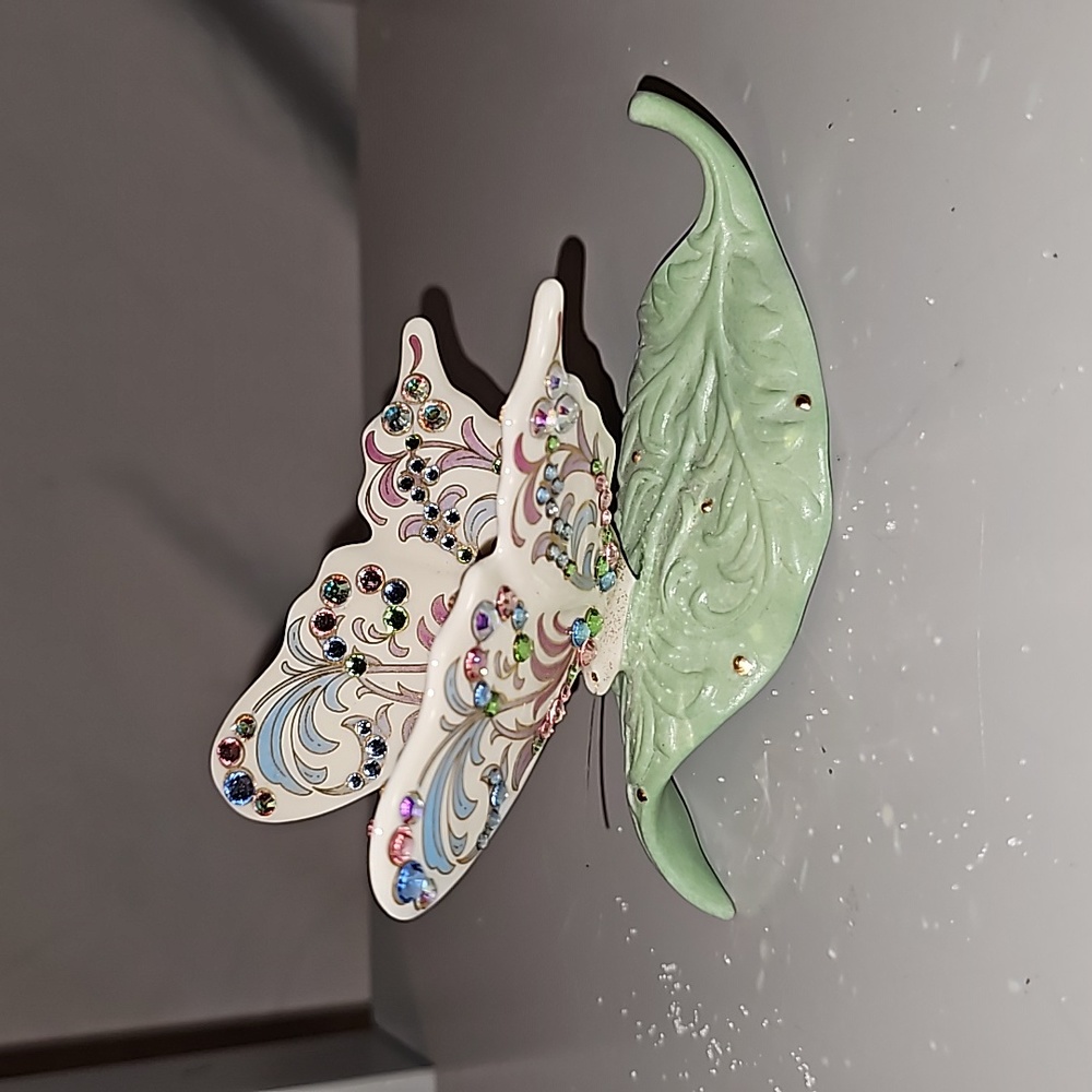 Lenox Butterfly - Picture 3 of 8